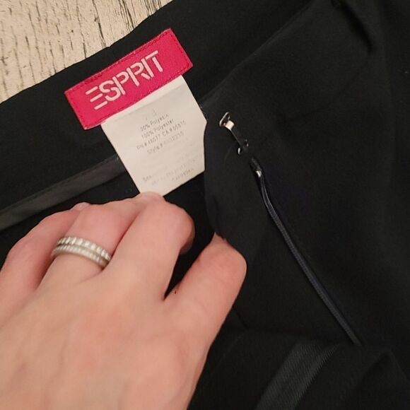 Black slacks by Esprit size 7/8 - Picture 4 of 7